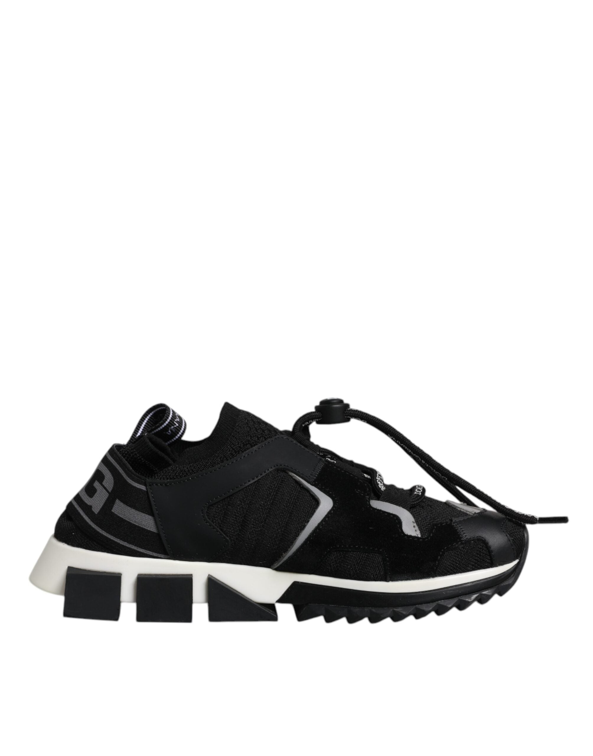 Zapatillas Sorrento con logo blanco y negro
